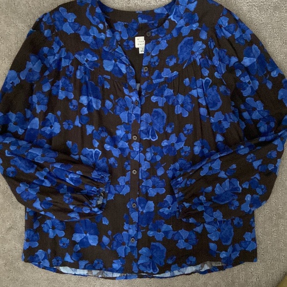 a new day floral button down top - Picture 2 of 2